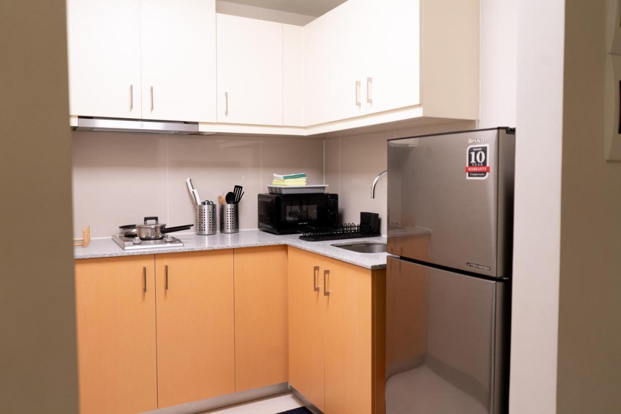Uptown Parksuites Apartments Tower 2 Bgc By Ph Staycation Manila Exteriör bild