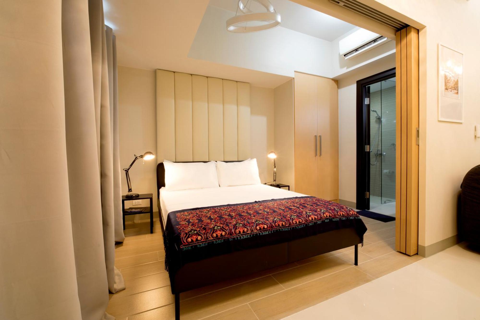 Uptown Parksuites Apartments Tower 2 Bgc By Ph Staycation Manila Exteriör bild