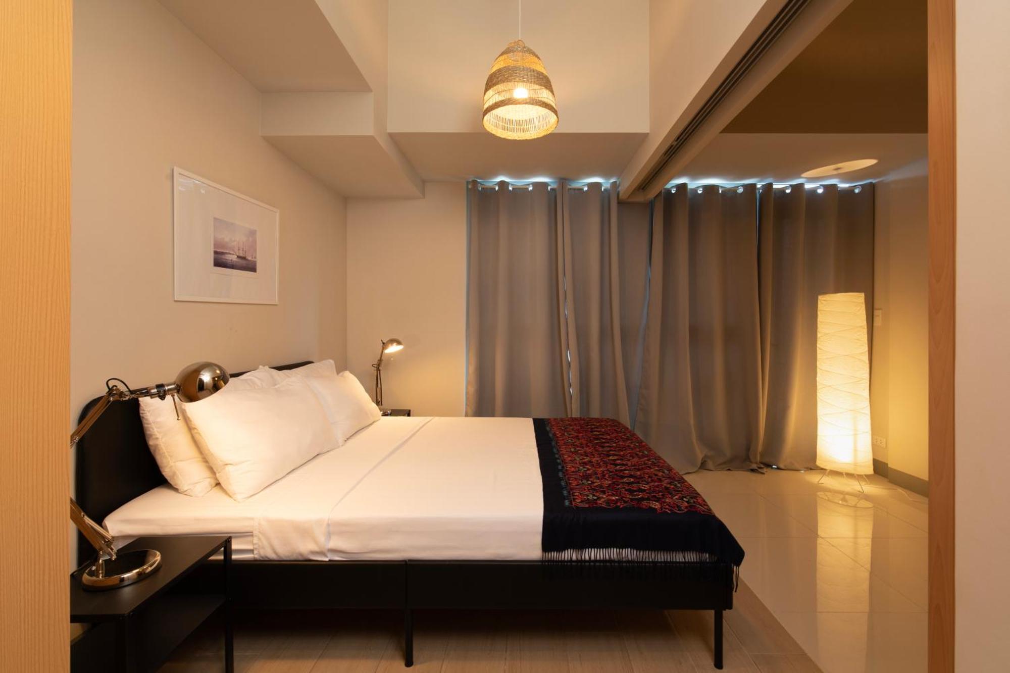 Uptown Parksuites Apartments Tower 2 Bgc By Ph Staycation Manila Exteriör bild