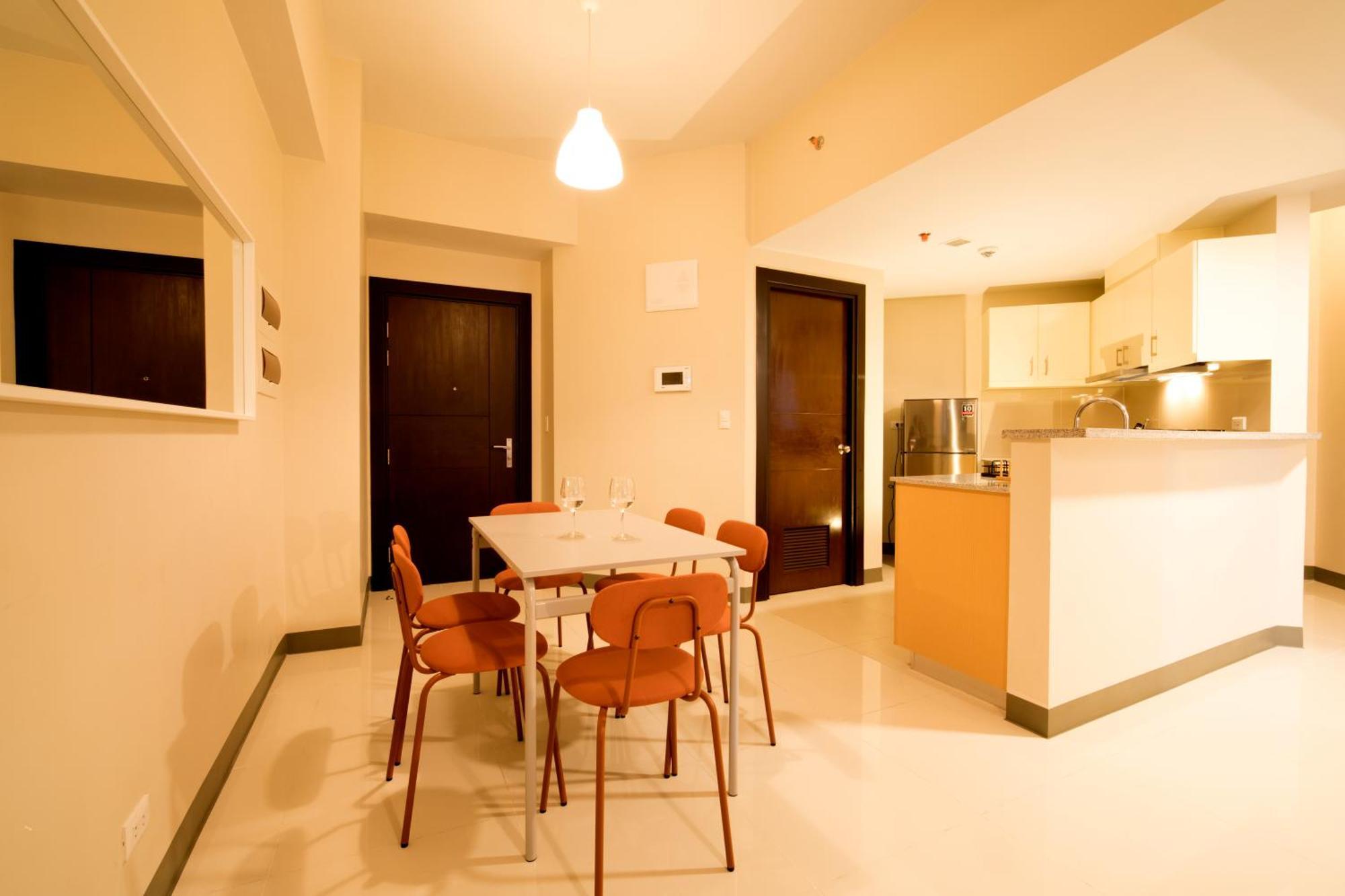 Uptown Parksuites Apartments Tower 2 Bgc By Ph Staycation Manila Exteriör bild