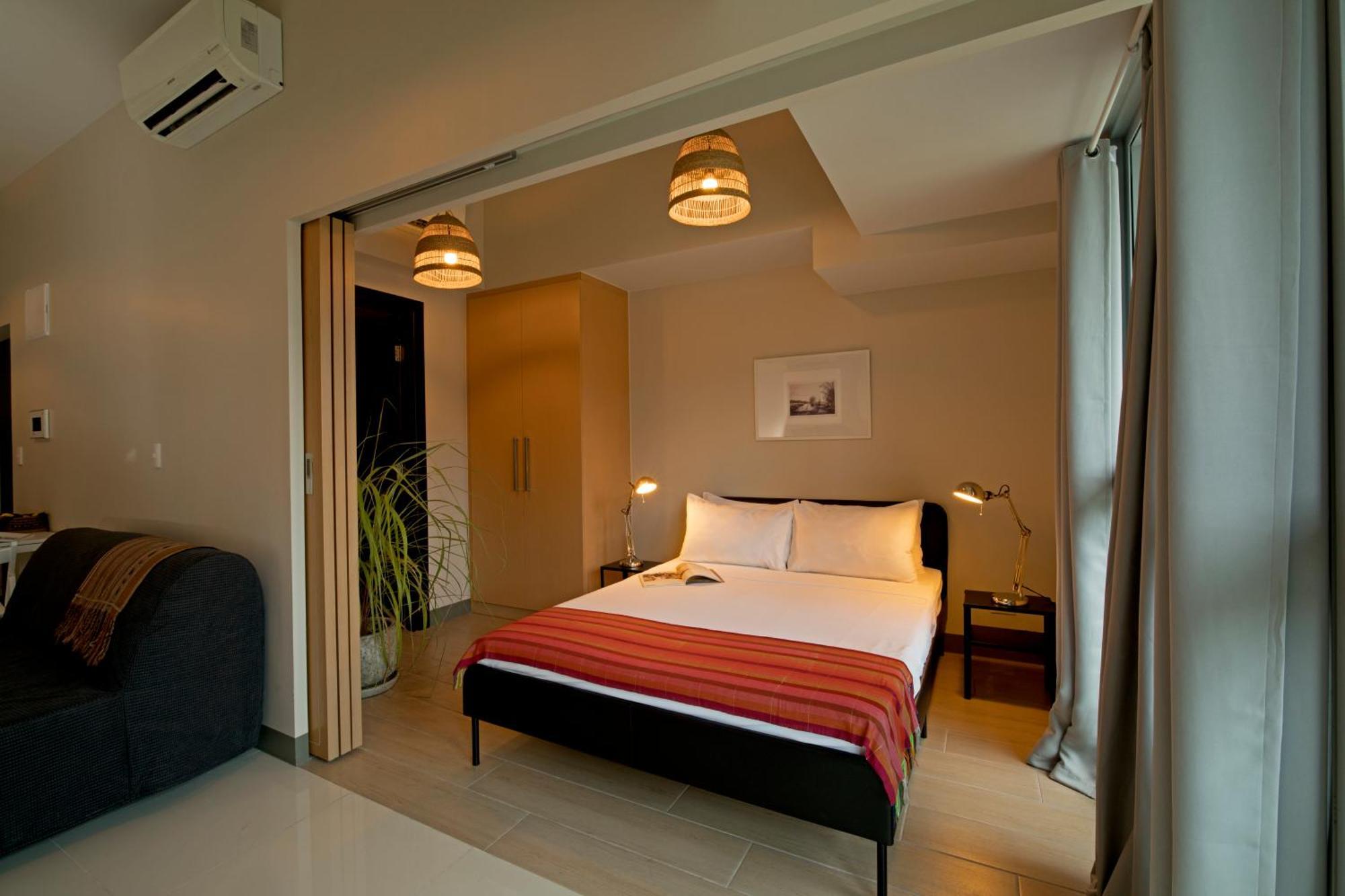 Uptown Parksuites Apartments Tower 2 Bgc By Ph Staycation Manila Exteriör bild